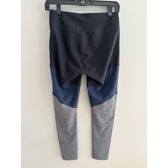 Outdoor Voices Tri-Color Blue Spring 7/8 Activewear Bottoms Leggings Size Medium - Picture 6 of 8